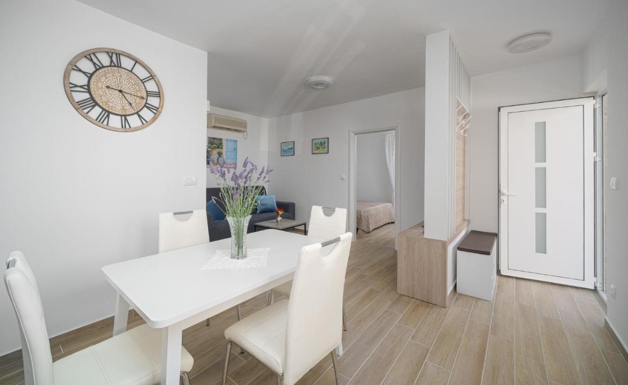 Your Private Summer House Водице Экстерьер фото