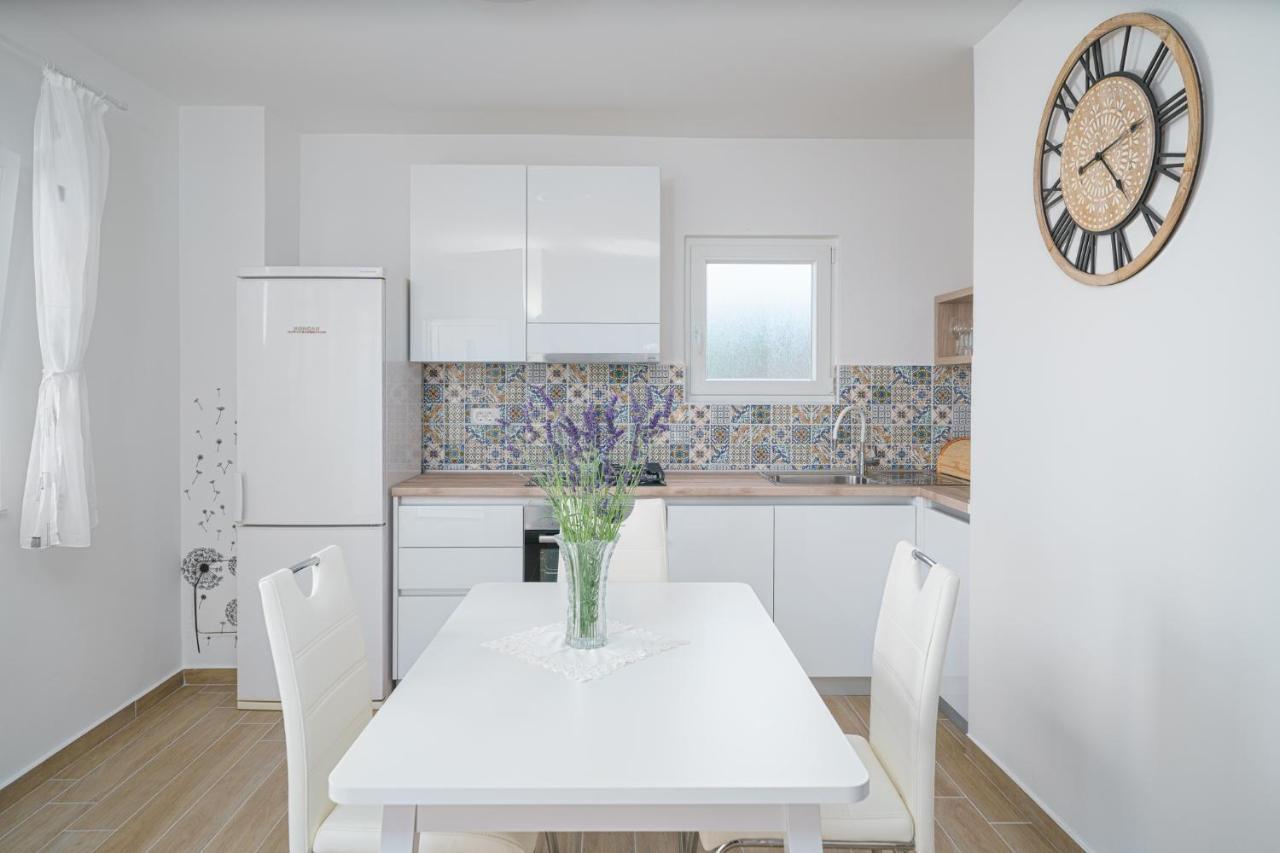 Your Private Summer House Водице Экстерьер фото